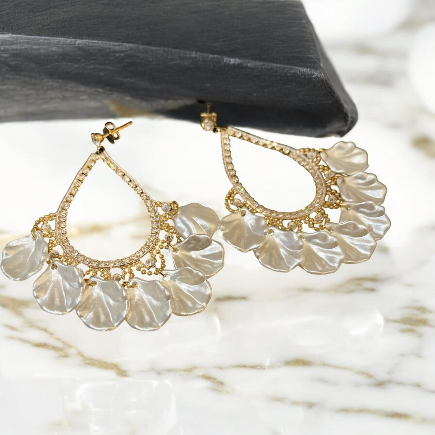 Dangle Earring