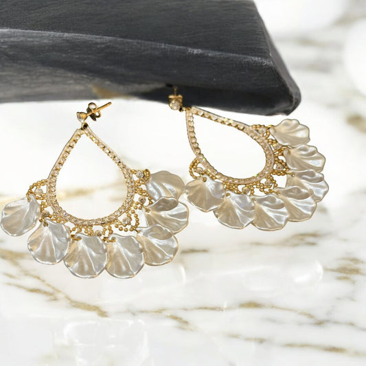 Dangle Earring