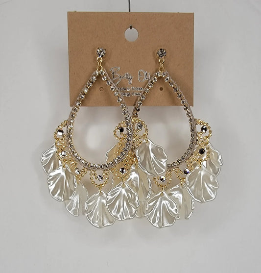 Dangle Earring